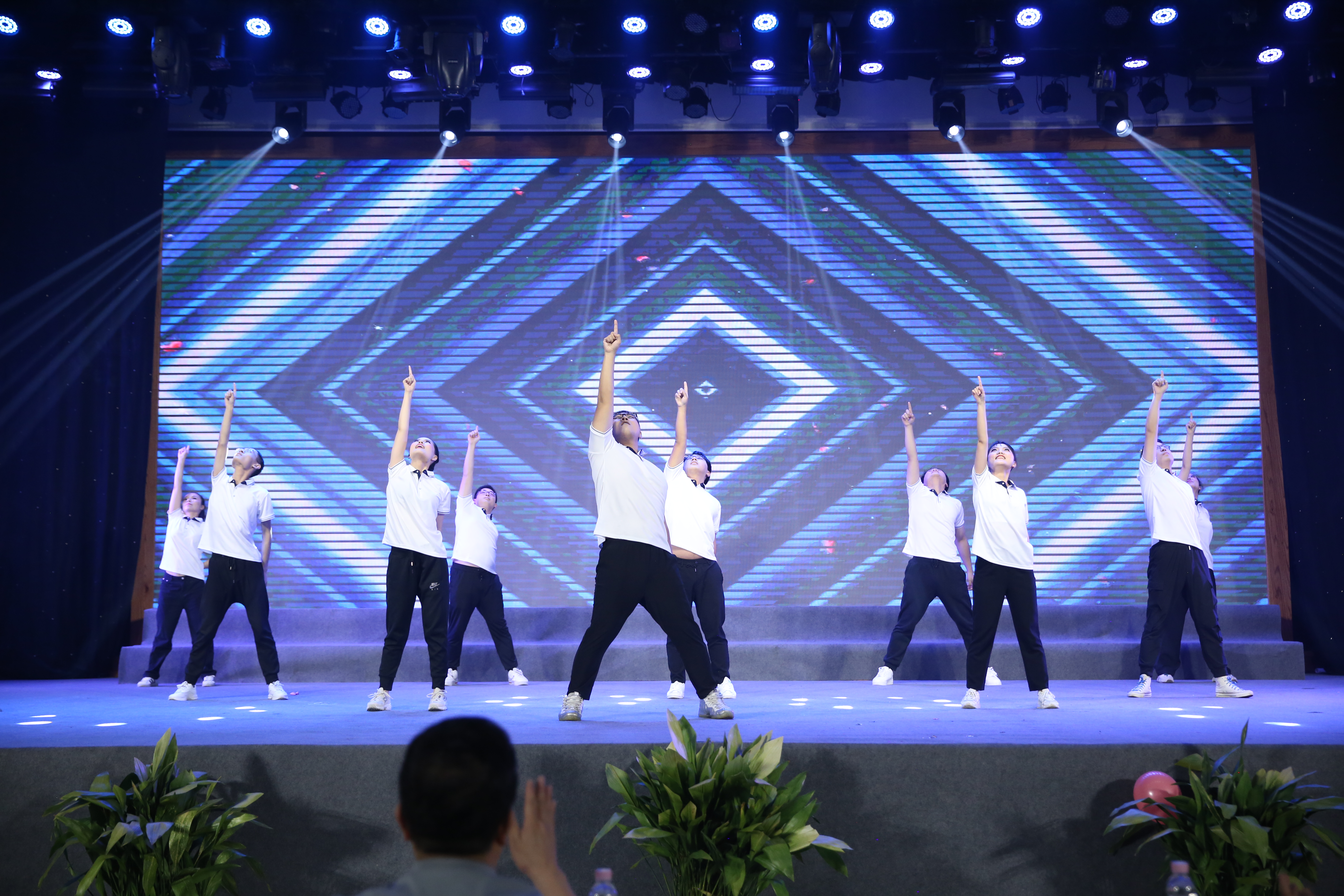 豪运国际-追求康健,你我一起生长